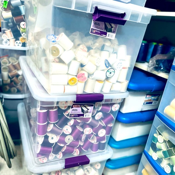 THREAD for sewing and quilting - Picture 1 of 4